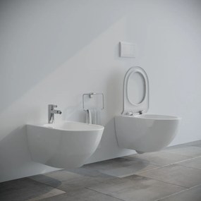 Bidet e Vaso WC Fast sospesi in ceramica completo di sedile softclose