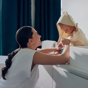 Lionelo - Asciugamano con cappuccio in mussola per bambini, colore Beige Cappuccino