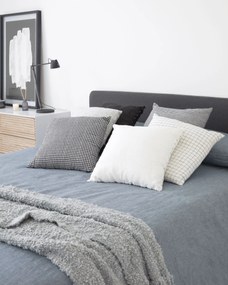 Kave Home - Fodera cuscino Maialen 100% lino quadrati bianchi e righe nere 45 x 45 cm