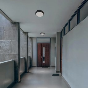 Plafoniera rotonda E27 IP65 Ø30cm Con sensore Movimento - Nera